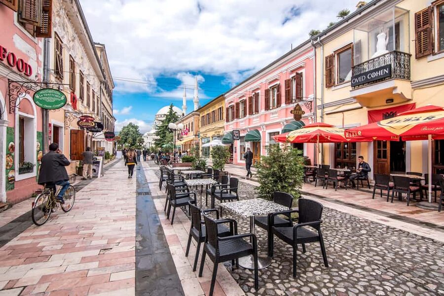 Tirana: Shkodra City, Rozafa Castle & Mesi Bridge Tour - Five details that shape the day