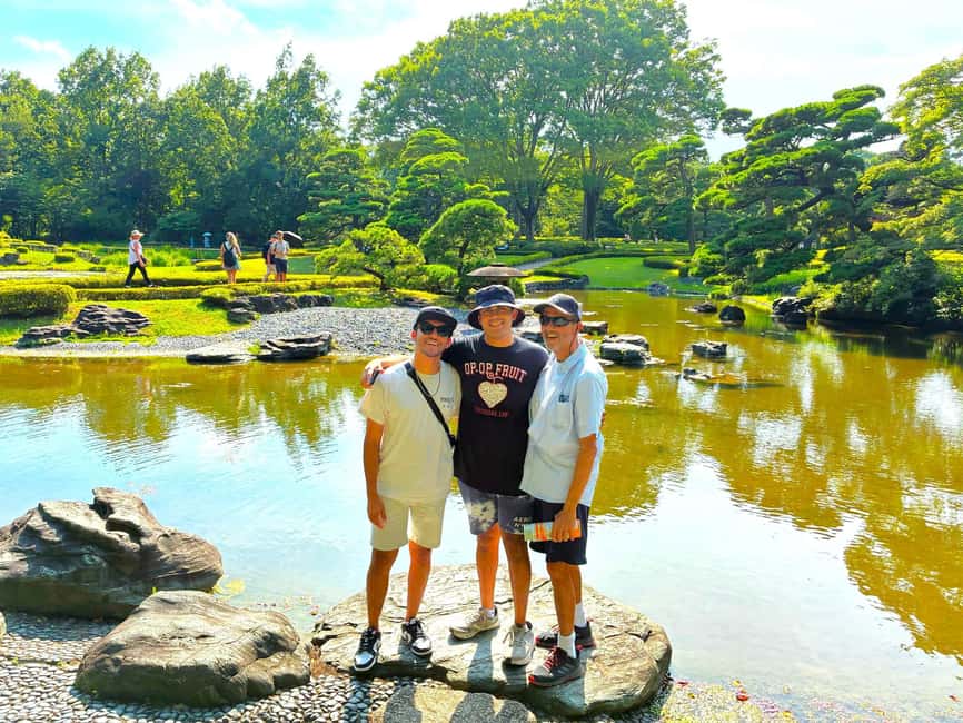 Tokyo: Edo Castle Ruins & Imperial Palace East Garden Tour - Meeting at the Wadakura Fountain