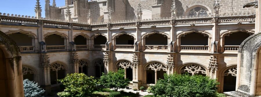 Toledo Complete with Alcazar and Cathedral - The Primate Cathedral and its major artworks