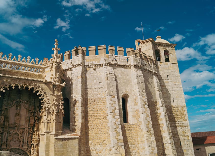 Tomar: Knight's Templar Castle and Convent of Christ Tour - What the guides add to the experience