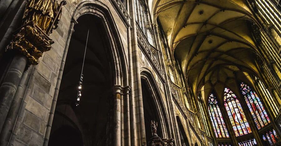 Tour of Prague Castle in italian language ticket included - Key points to know before booking