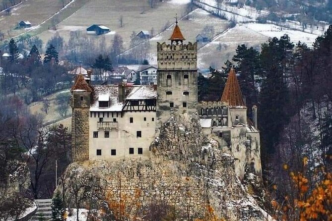 Transfer Bucharest -Brasov with Targoviste and Bran Castle visits - The Peles Castle question needs clarification