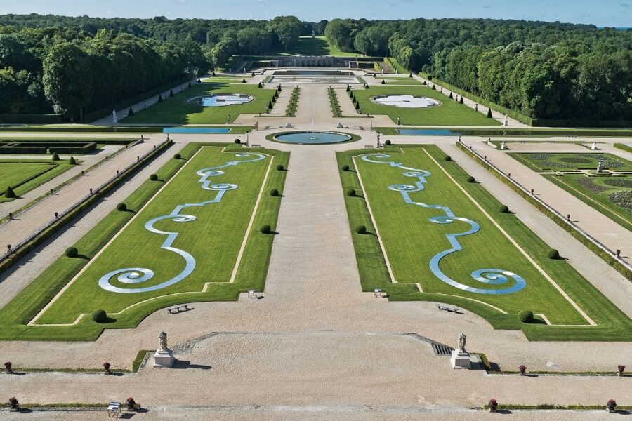 Vaux le Vicomte Chateau Entry Ticket and Chateaubus Transfer - Getting from Gare de Lyon to Melun