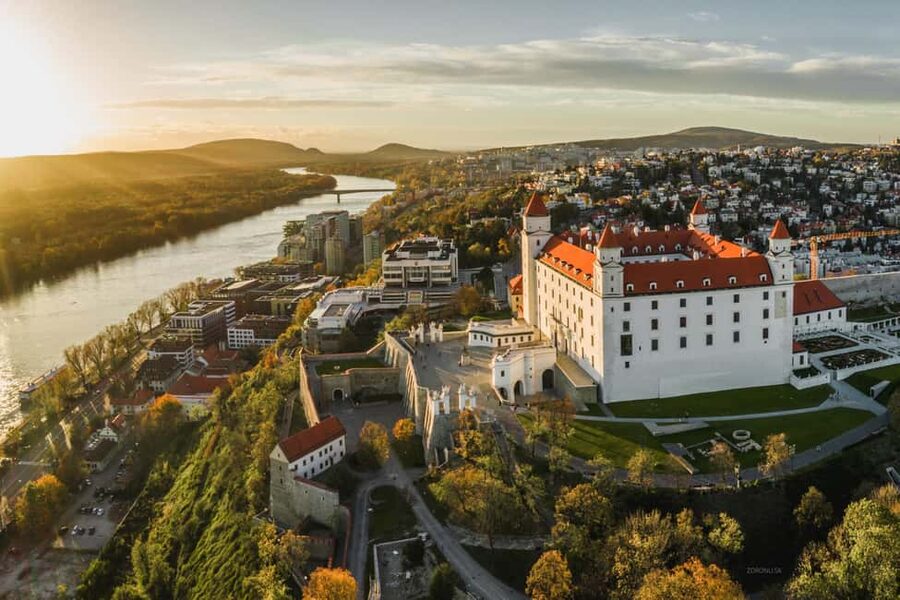 Vienna: Guided Bratislava & Devín Castle Tour via Hainburg - Who should book this tour