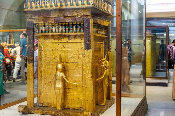 Visit the Egyptian Museum & Citadel & Khan El Khalili Bazar - What the guide adds to the day