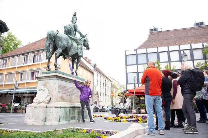 Walking tour in the Buda Castle incl. Fisherman's Bastion - King Matthias Fountain and the royal palace
