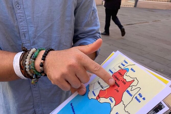 ★ Walking Tour of Old Nice and Castle Hill - From the Promenade to the port and the Belanda Tower
