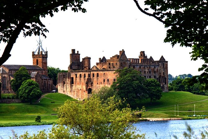 Wallace monument, Stirling Castle, Linlithgow Palace Private Tour - Linlithgow Palace: Scotland’s most atmospheric ruin