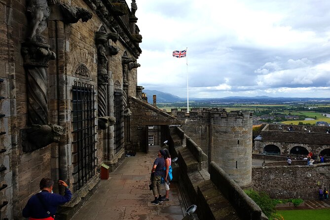 Wallace monument, Stirling Castle, Linlithgow Palace Private Tour - Ed Silinis and the value of local guidance