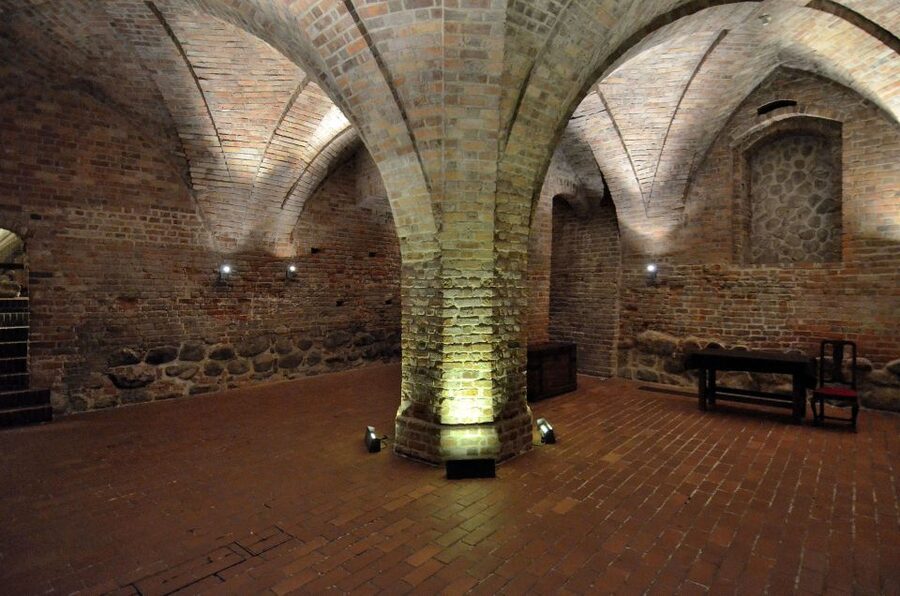 Warsaw: Skip-the-Line Royal Castle Guided Tour - Why the Royal Castle deserves your time