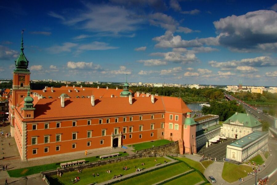 Warsaw: Skip-the-Line Royal Castle Guided Tour - The best fit for different visitors