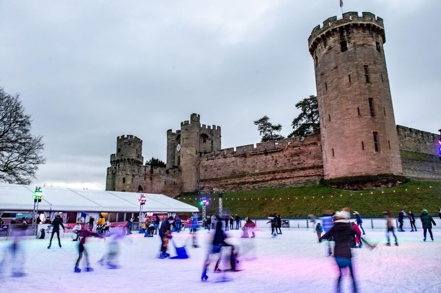Warwick: Entry Ticket for Warwick Castle - Make time for Birds of Prey