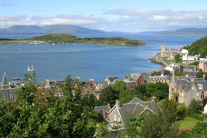 West Coast Lochs & Castles Tour - from Glasgow - Castle Stalker, one of the day’s best photographs