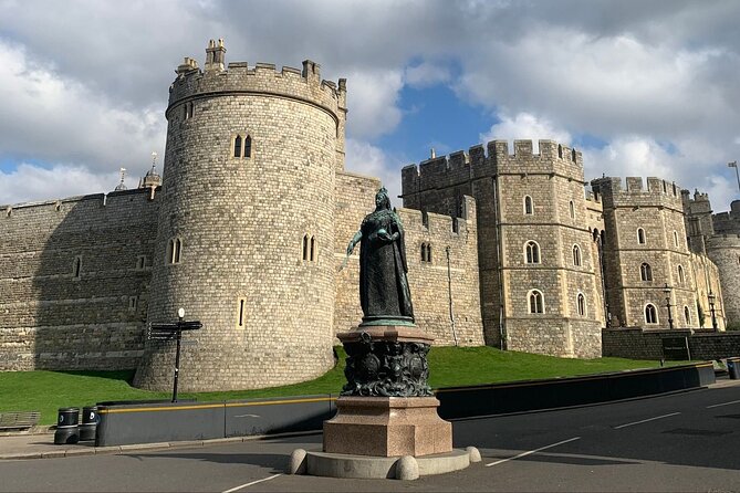 Windsor Castle Half Day Trip from London by Luxury Coach - Why Windsor Castle works well as a half-day outing