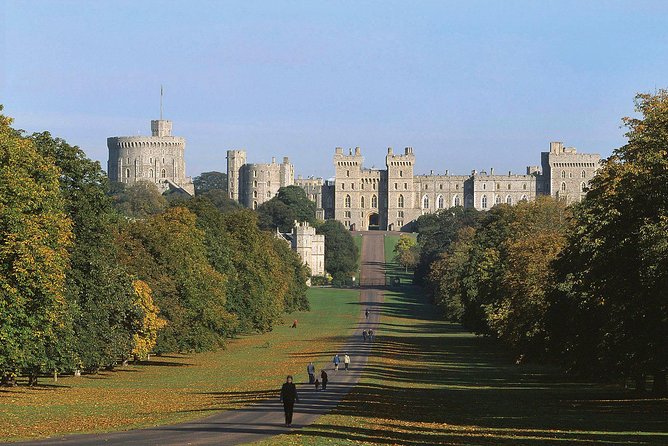 Windsor Castle, Stonehenge & Bath Private Car Tour from London - Bath, Roman water, and Georgian design