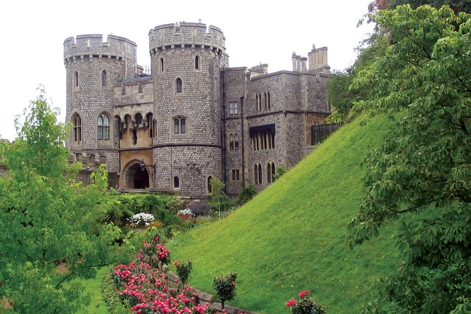 Windsor Castle Tour from London with Transportation & Audio Guide - Who will enjoy this Windsor outing?